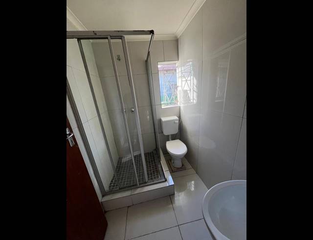 1 BEDROOM PROPERTY TO RENT IN BEZUIDENHOUT VALLEY